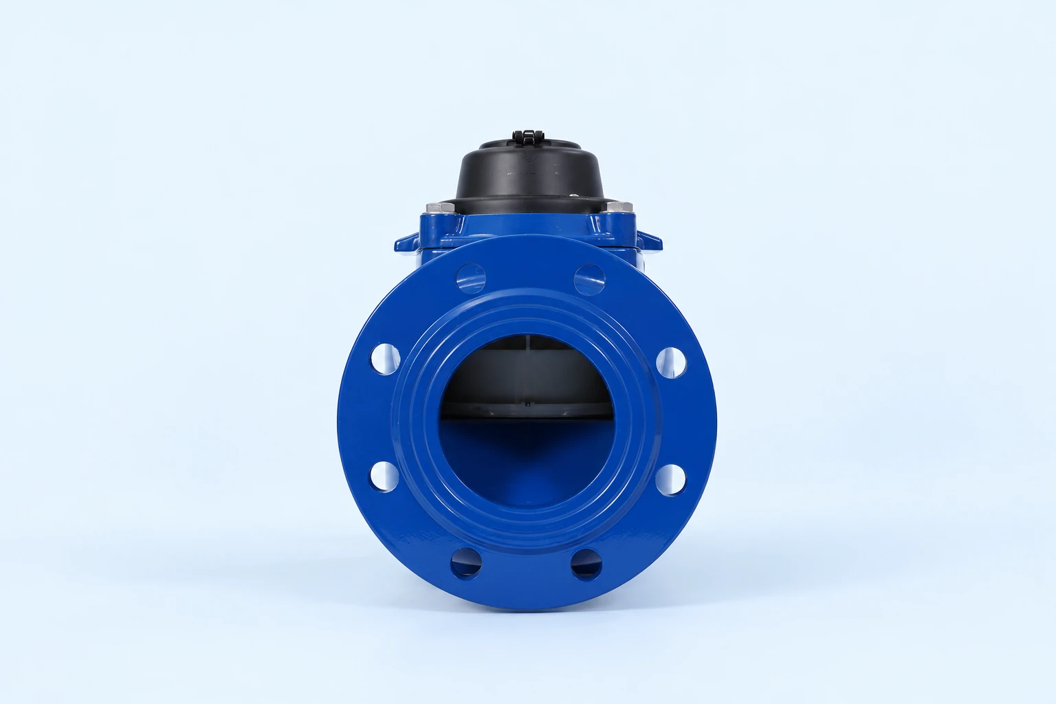 Vertical Woltman water meter side photo